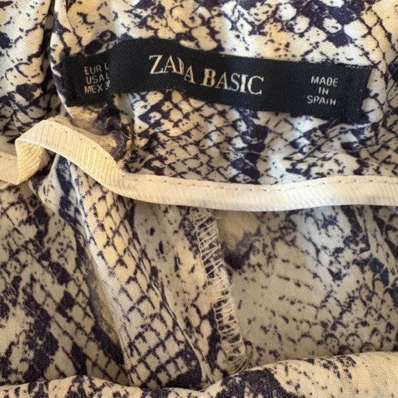 Zara snakeskin with yellow stripe lightweight pants. Women's Large EUC - Picture 8 of 8